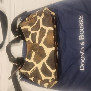 D&B purse